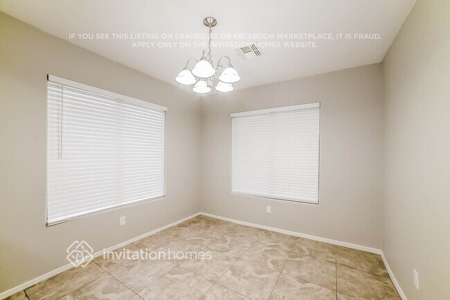 3111 W Louise Drive photo 4
