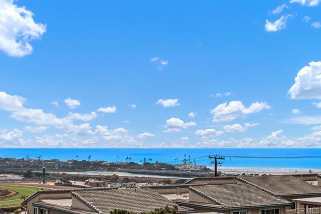 307 Longden Ln Solana Beach, CA 92075
