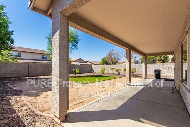 322 S 116th Ave Avondale, AZ 85323 photo 3
