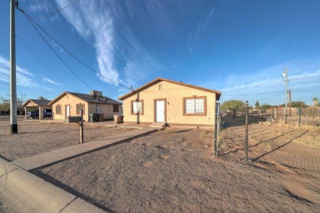 108 Adams St Coolidge, AZ 85128 photo 3
