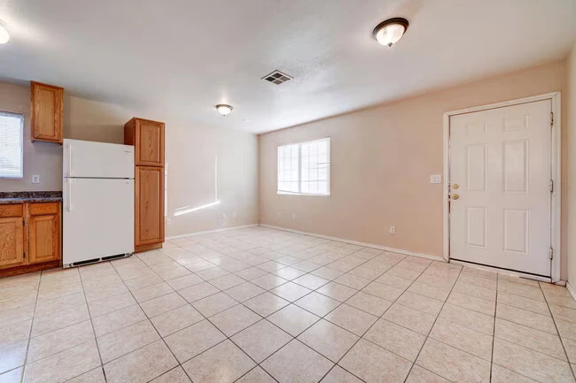 108 Adams St Coolidge, AZ 85128 photo 5