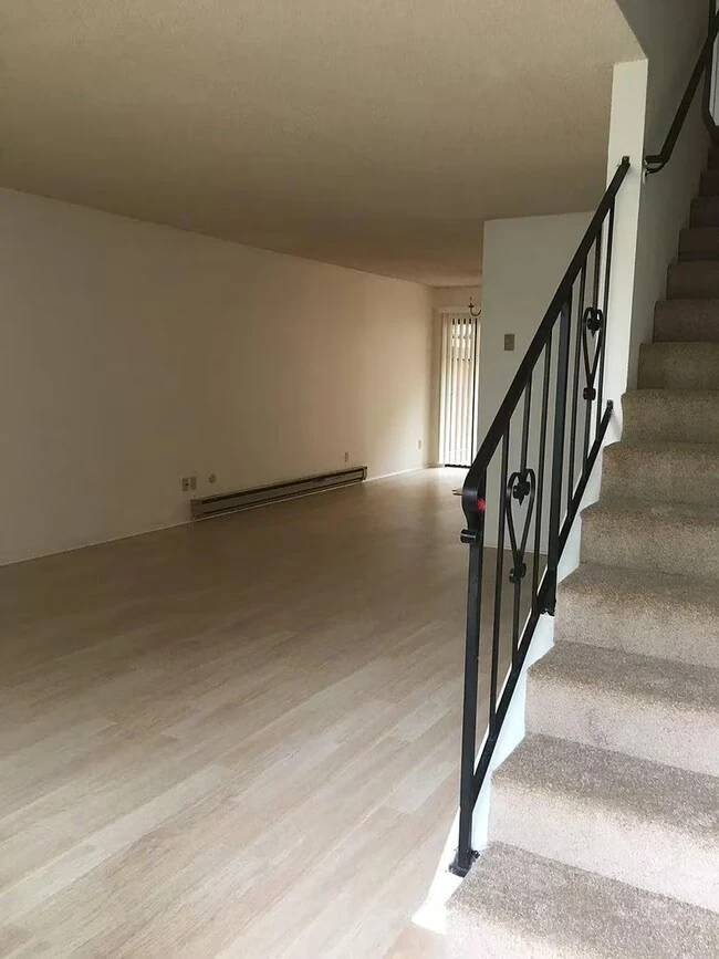 10267 Black Mountain Rd San Diego, CA 92126 photo 5