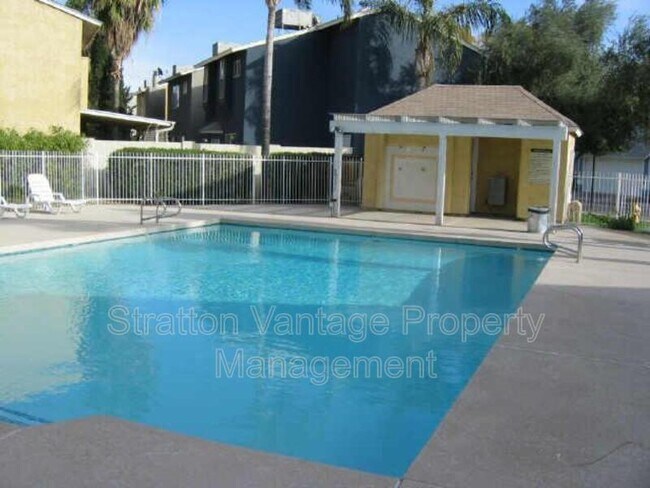3536 E Le Marche Ave Phoenix, AZ 85032 photo 2