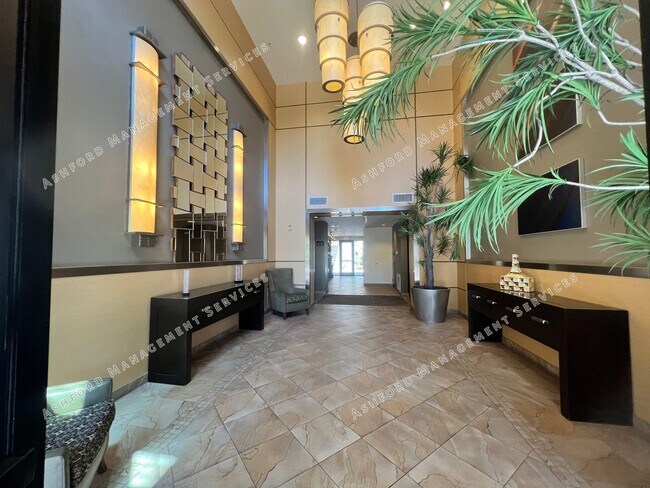 7291 N Scottsdale Rd Paradise Valley, AZ 85253 photo 5