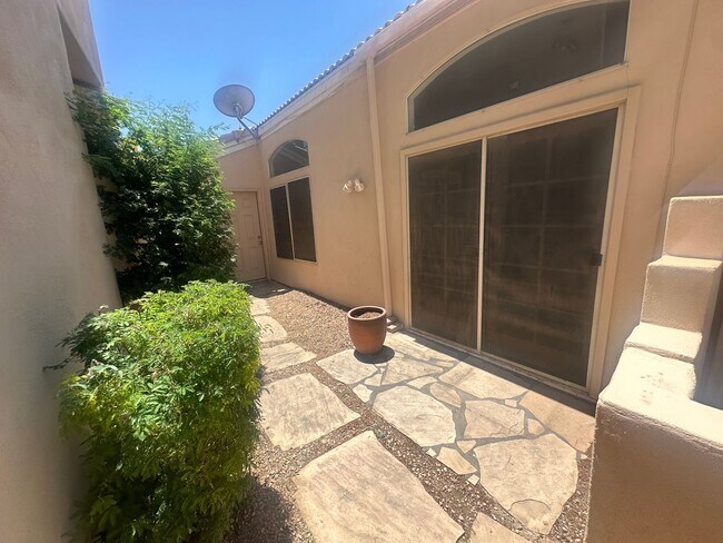 1132 E Silverwood Dr Phoenix, AZ 85048 photo 5