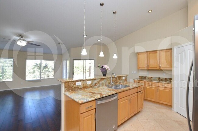 598 W Jasper Dr Gilbert, AZ 85233 photo 3