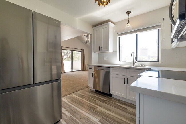 10115 E Mountain View Rd Scottsdale, AZ 85258 photo 3