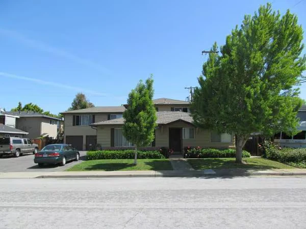 1015 Williams Way Mountain View, CA 94040 photo 2