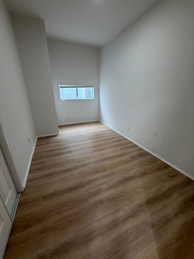 768-772 22nd St Oakland, CA 94612 photo 5