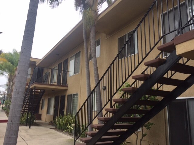 4052 Oregon St San Diego, CA 92104 photo 4