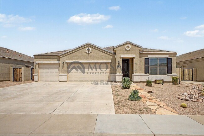 598 W Belmont Red Trl