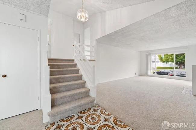 85 Dorchester Dr Daly City, CA 94015 photo 4