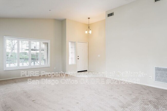 2389 Rock View Glen Escondido, CA 92026 photo 3