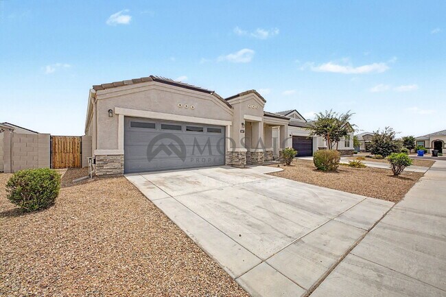 10617 S 54th Ln Phoenix, AZ 85339 photo 5