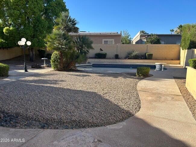 9274 E Corrine Dr Scottsdale, AZ 85260 photo 4