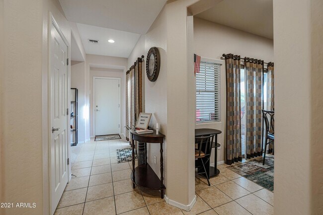 21925 N 103rd Ln Peoria, AZ 85383 photo 3