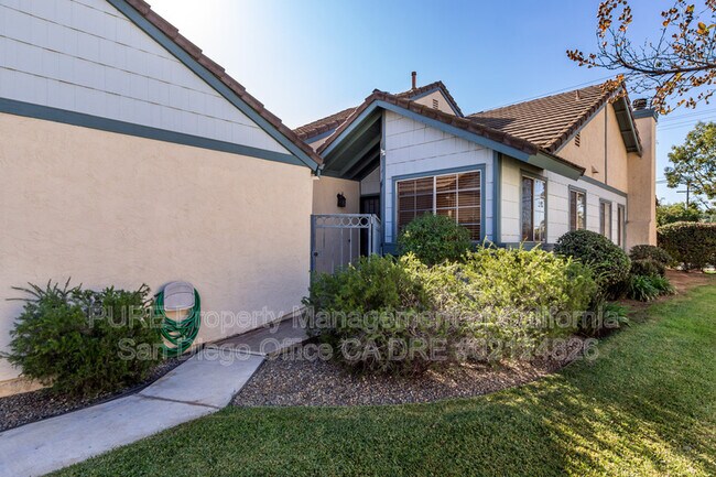 431 Nantucket Glen Escondido, CA 92027 photo 2