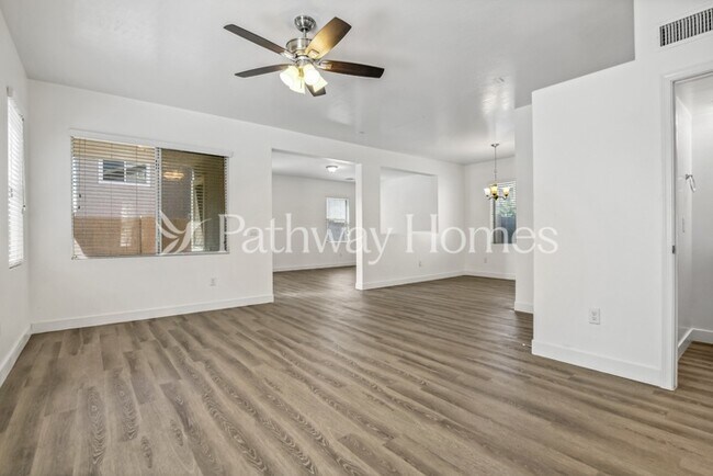 8749 E Laguna Azul Ave Mesa, AZ 85209 photo 4