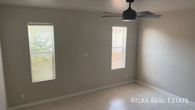 528 W La Jolla Dr Tempe, AZ 85282 photo 5