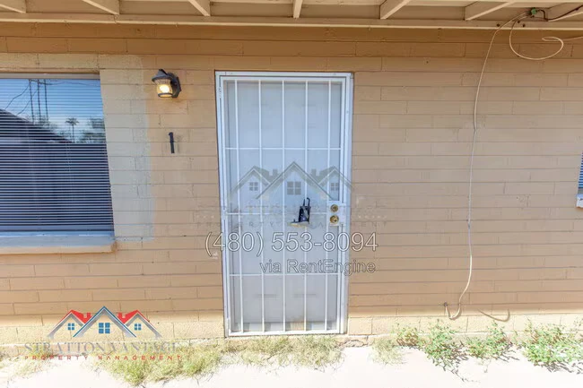 2028 N 26th Pl Phoenix, AZ 85008 photo 3