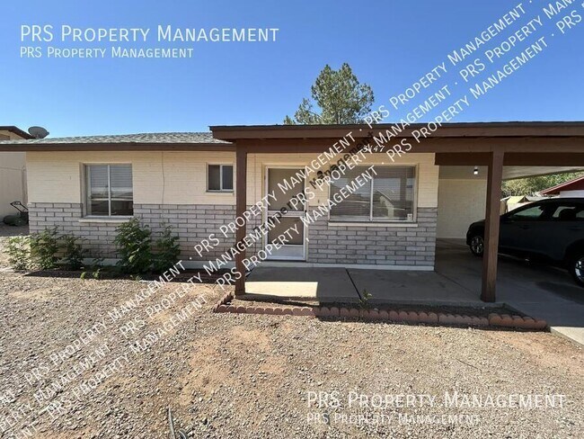 3147 E Edgewood Ave photo 5