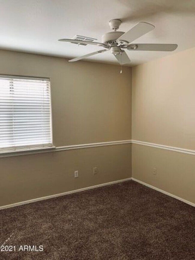 6809 W Puget Ave Peoria, AZ 85345 photo 5