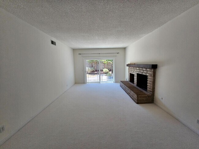 Houses on Tarpon St · Foster City photo 2