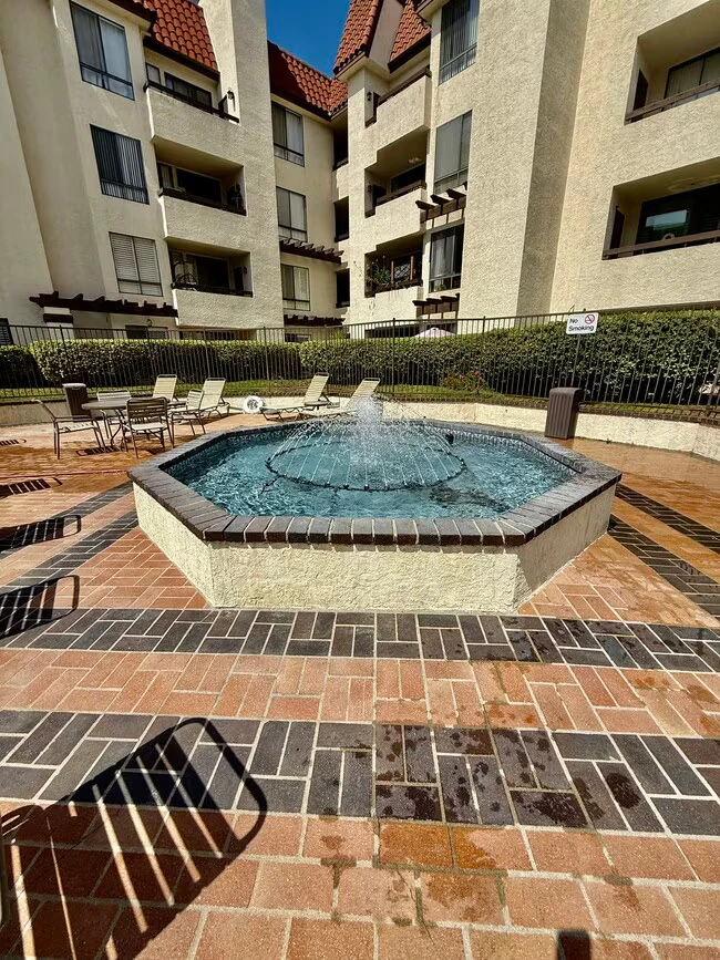 5875 Friars Rd San Diego, CA 92110 photo 2