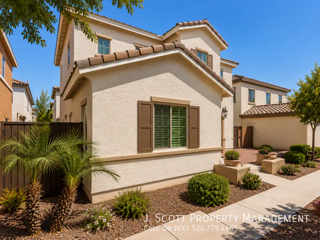 4756 E Laurel Ave Gilbert, AZ 85234 photo 2