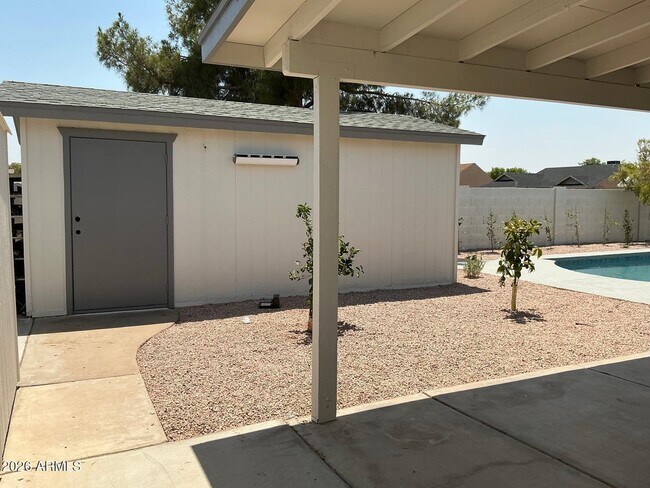 8837 W Highland Ave Phoenix, AZ 85037 photo 3
