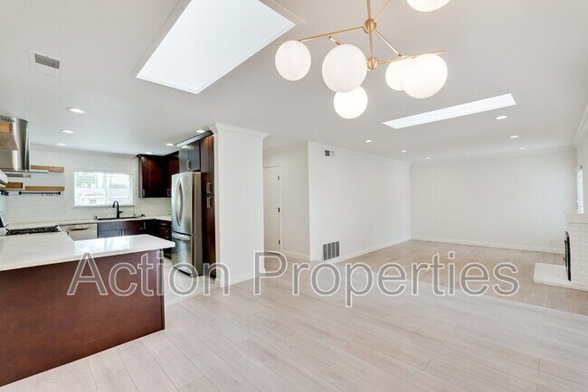 2126 Warmwood Ln San Jose, CA 95132 photo 4