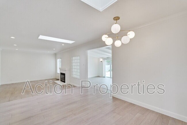 2126 Warmwood Ln San Jose, CA 95132 photo 5