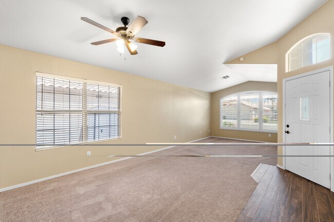 7936 W Taro Ln photo 5