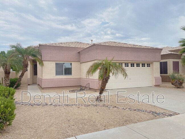 6370 W Blackhawk Dr Glendale, AZ 85308 photo 2