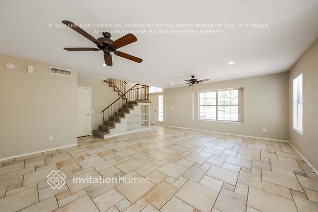 1433 E Utopia Rd Phoenix, AZ 85024 photo 3
