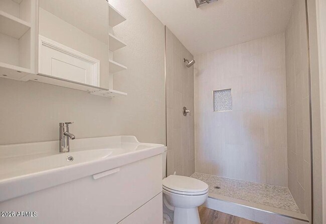 1646 E Hermosa Dr Tempe, AZ 85282 photo 5