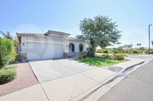 3253 E Lafayette Ave Gilbert, AZ 85298 photo 2