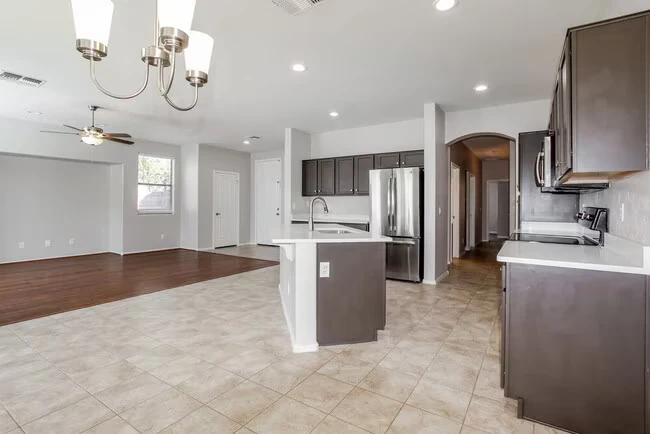 16855 W Ironwood St Surprise, AZ 85388 photo 5
