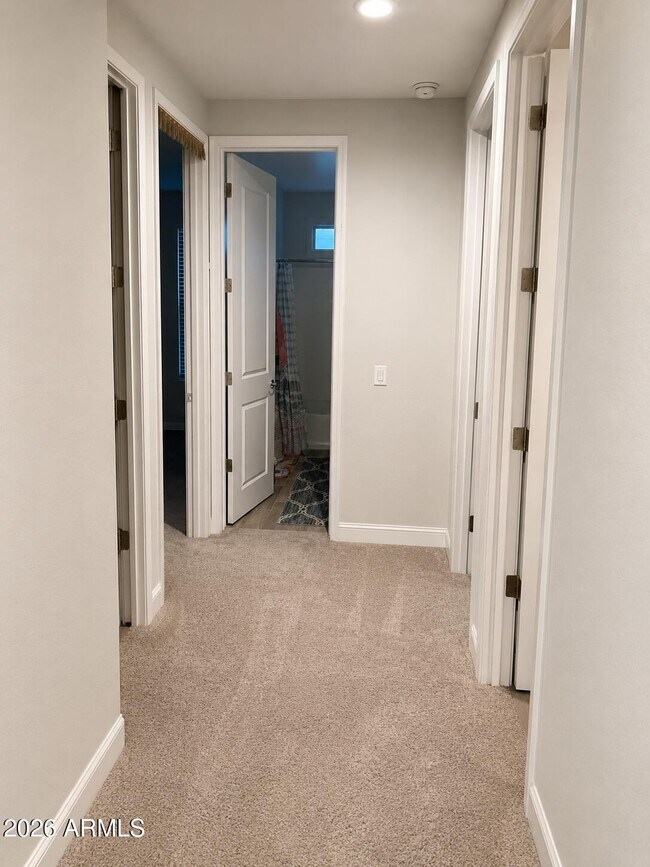 6523 E Bluefield Ave Phoenix, AZ 85054 photo 3