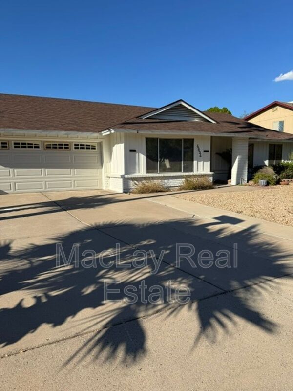 4634 W Wagoner Rd photo 2