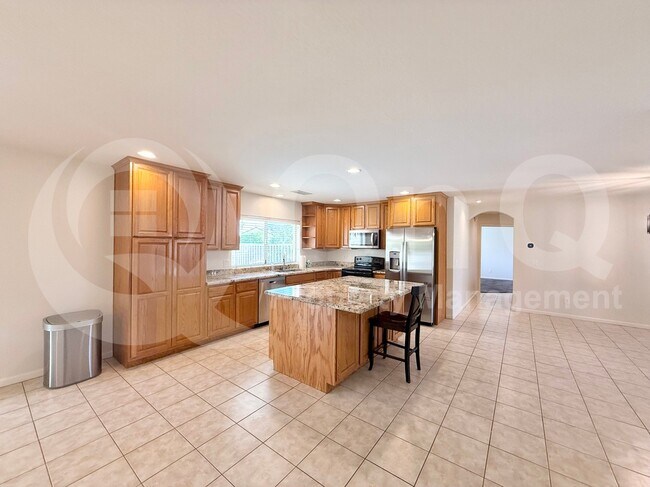 4615 W Bluefield Ave Glendale, AZ 85308 photo 3