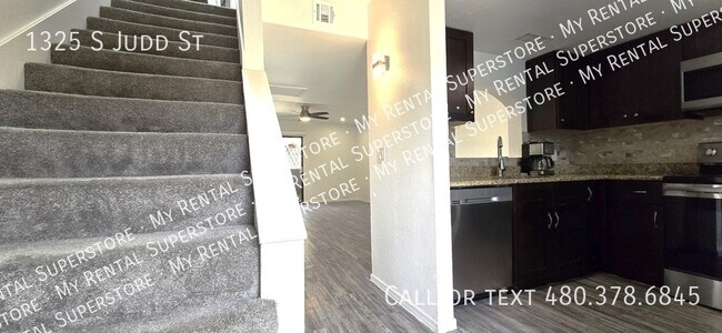 1325 S Judd St Tempe, AZ 85281 photo 5