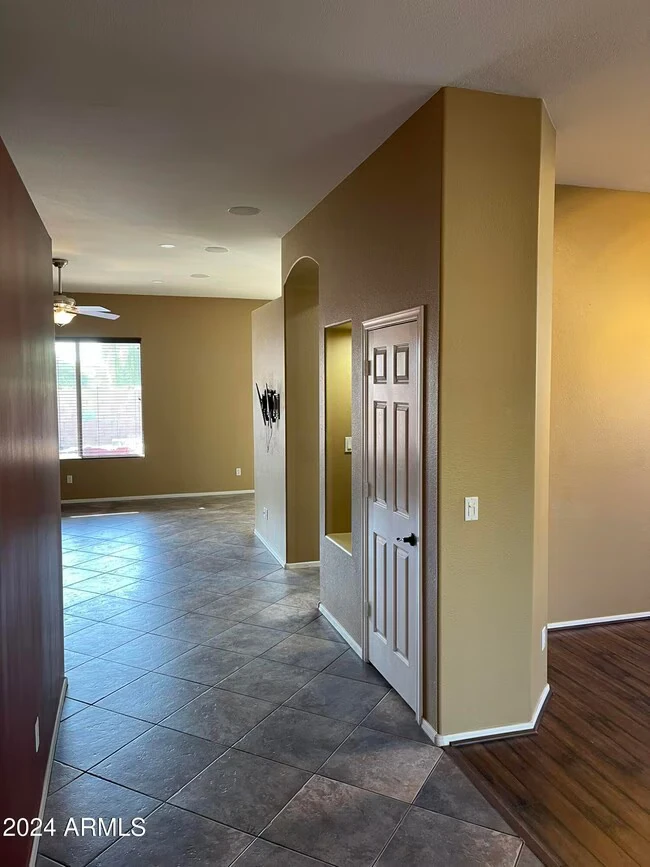 871 W Cherrywood Dr Chandler, AZ 85248 photo 4