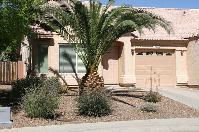 16706 S 23rd St Phoenix, AZ 85048 photo 3