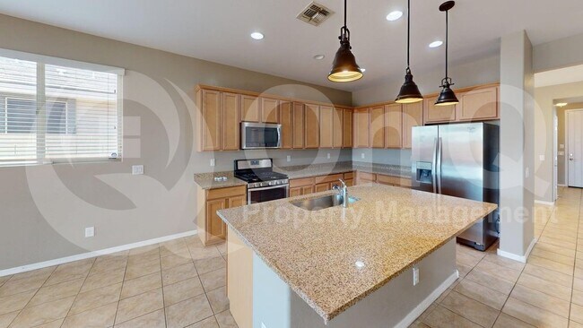 14425 W Dahlia Dr Surprise, AZ 85379 photo 5