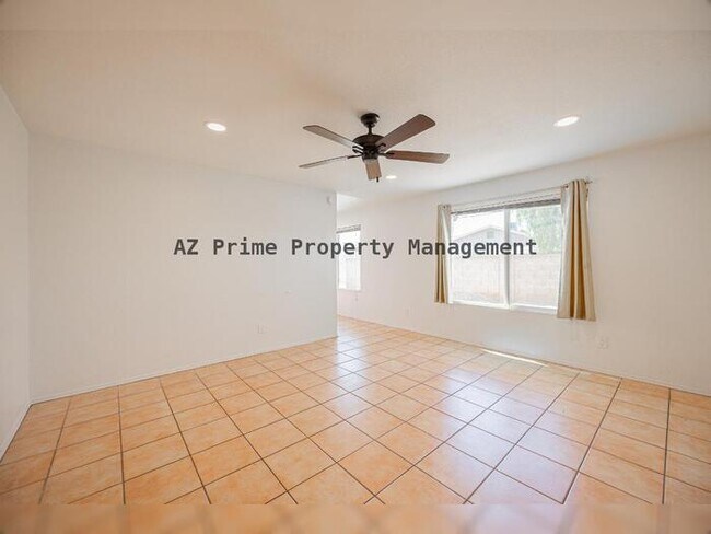 2145 S Dorsey Ln Tempe, AZ 85282 photo 5