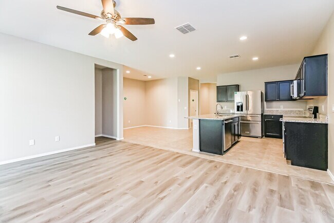 4832 E Rhodium Dr San Tan Valley, AZ 85143 photo 3