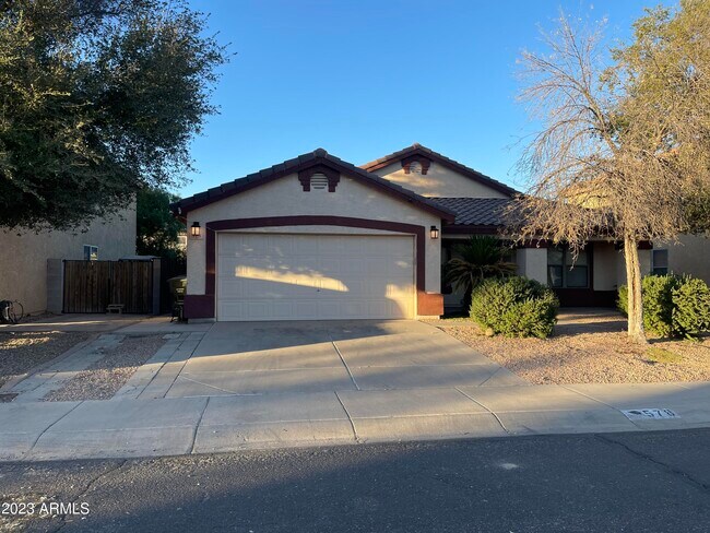 578 W Racine Loop Casa Grande, AZ 85122 photo 2