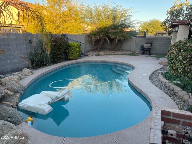 578 W Racine Loop Casa Grande, AZ 85122 photo 3