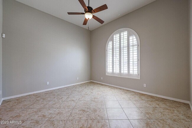 29319 N 21st Dr Phoenix, AZ 85085 photo 4